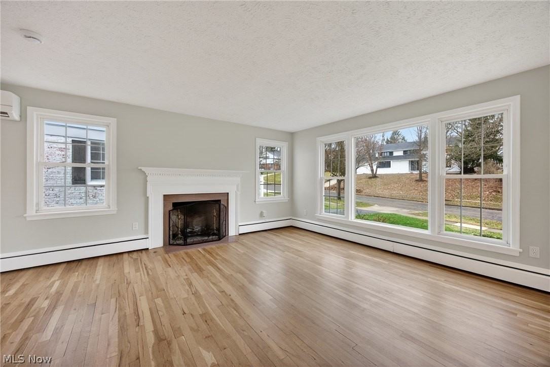 20945 Halworth Rd - Photo 7 of 50