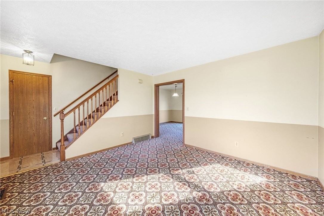 775 Shelley Pkwy - Photo 4 of 28