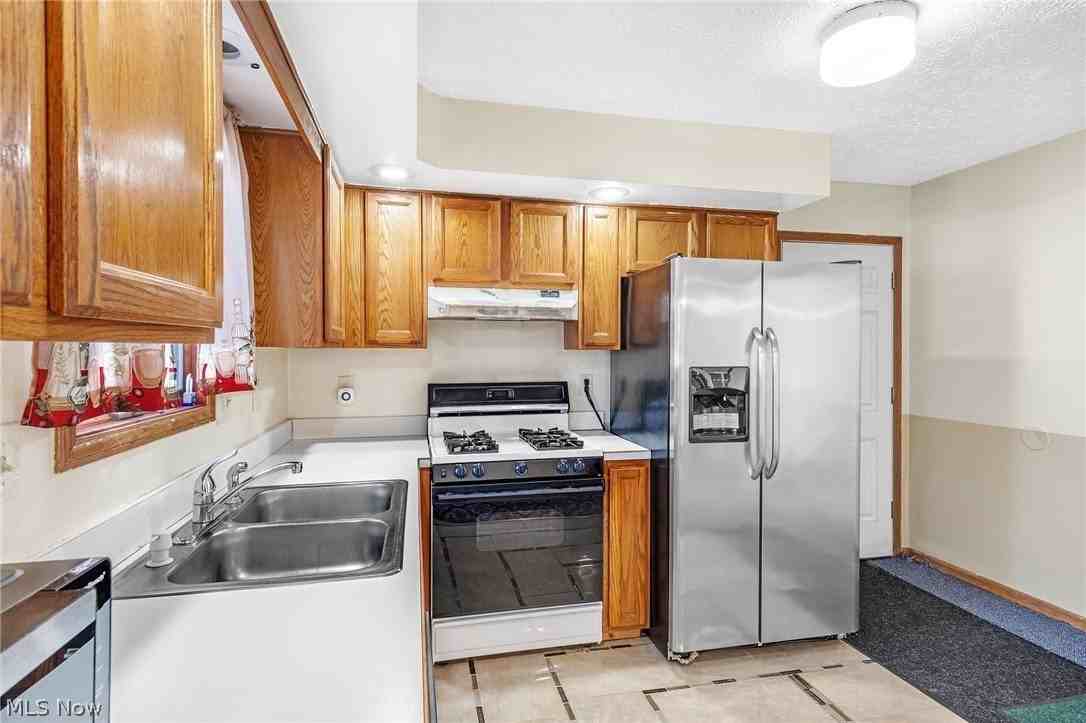 775 Shelley Pkwy - Photo 6 of 28