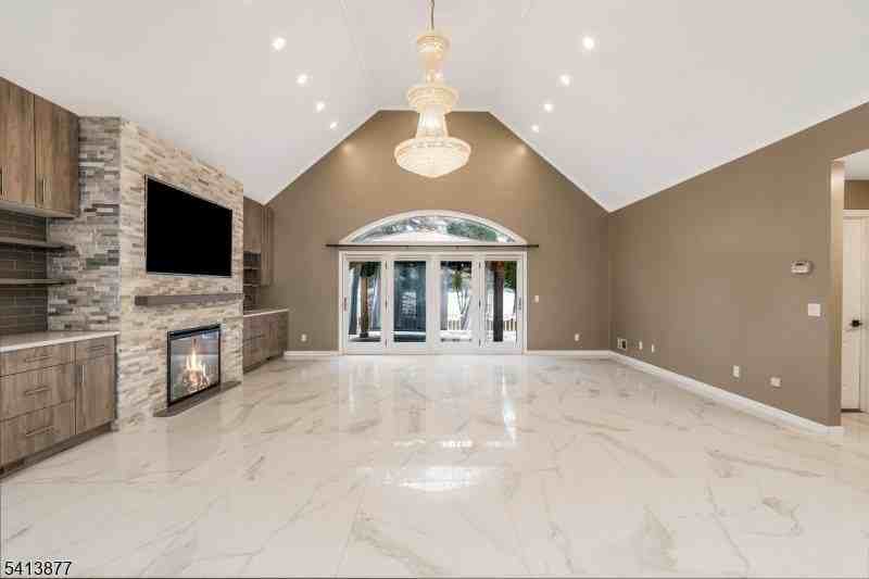 10 North Rd - Photo 3 of 22