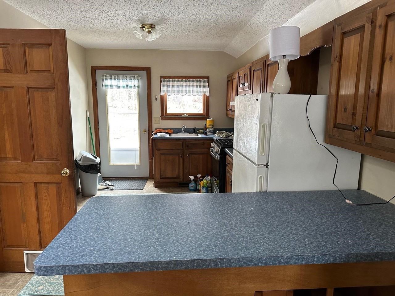 4 Mark St - Photo 4 of 15