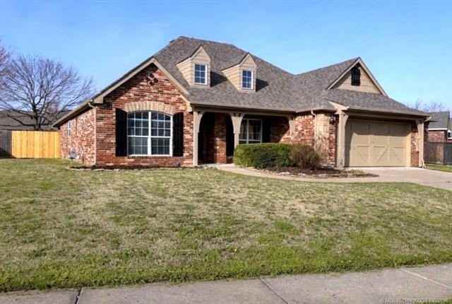 15337 E 89th Ct N - Photo 2 of 24