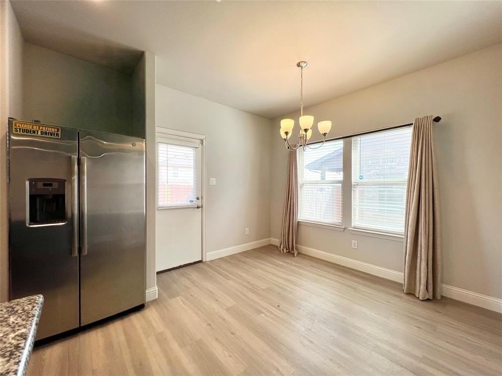 5000 Villas Dr - Photo 7 of 33