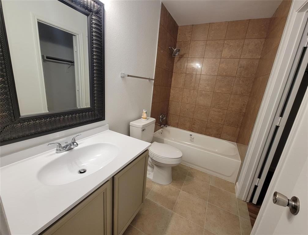 7622 Concordia Ln - Photo 4 of 18