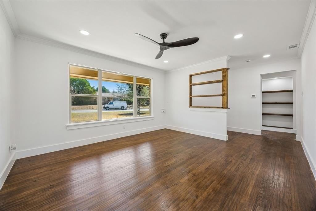 9361 Angora St - Photo 2 of 13