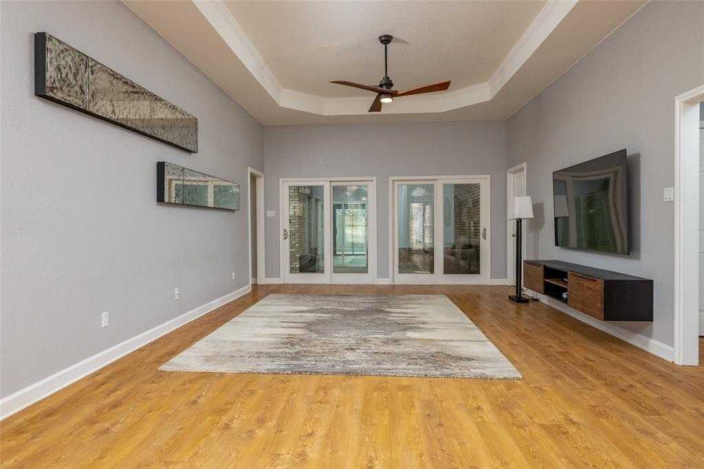 207 Pebble Beach Dr - Photo 5 of 40