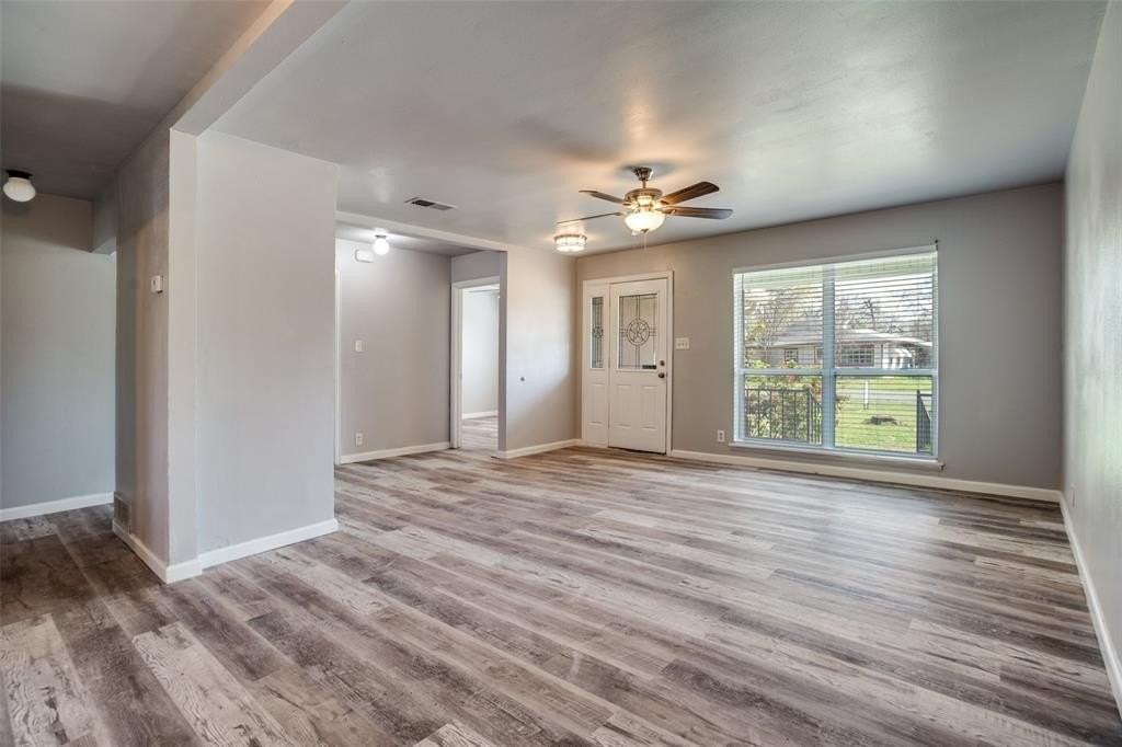 266 W Fulton St - Photo 3 of 13