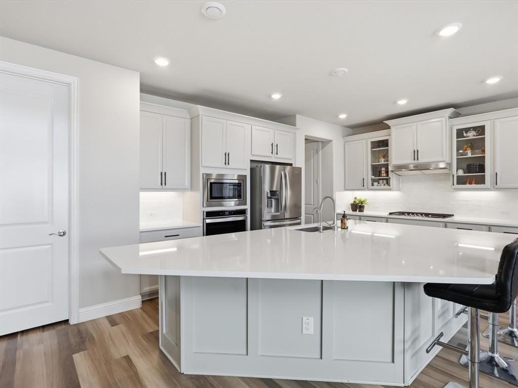 2431 Canary Grass Ln - Photo 7 of 31