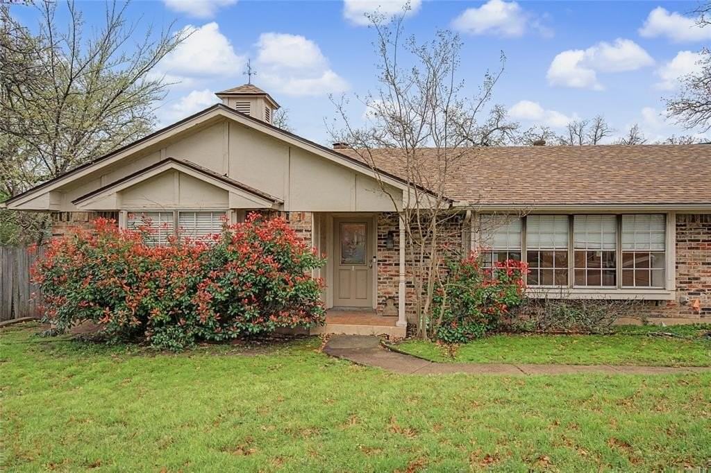 3200 Hickory Ct - Photo 3 of 30