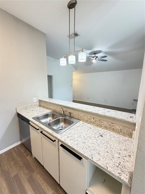 2814 Sherry St - Photo 3 of 21