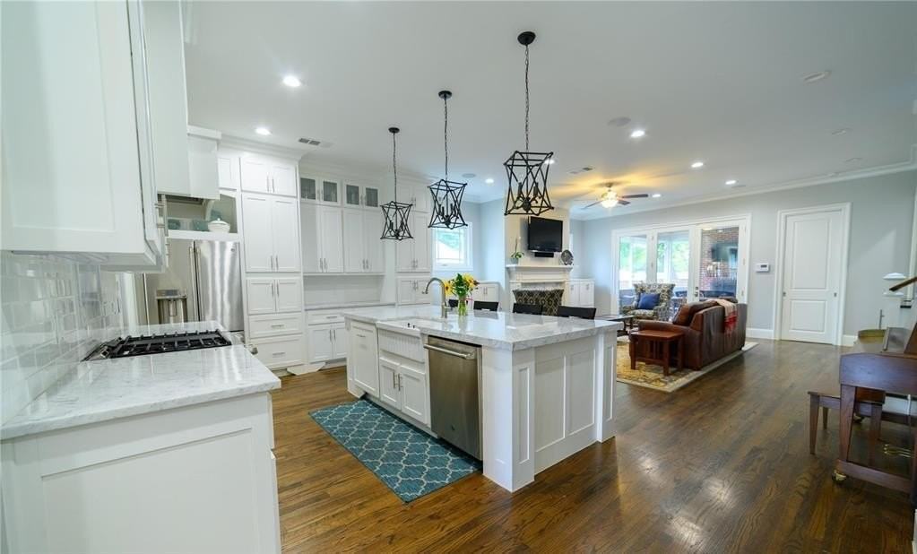 6030 Belmont Ave - Photo 6 of 28