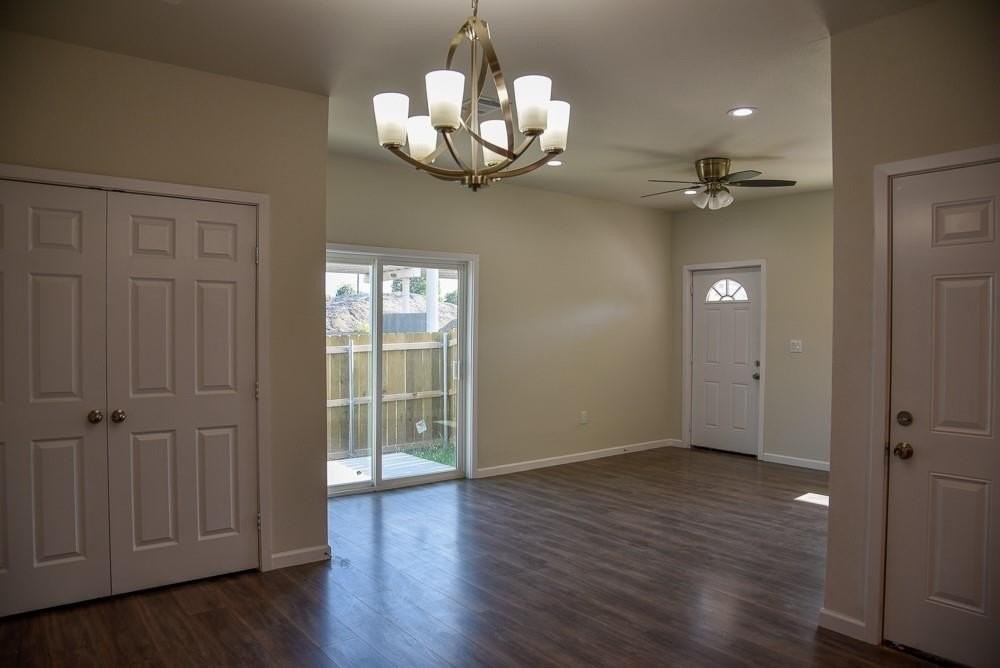 1602 N Mcdonald Ave - Photo 6 of 13