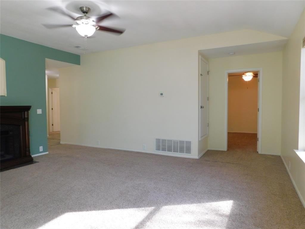 3108 Pinehurst Ct - Photo 7 of 27