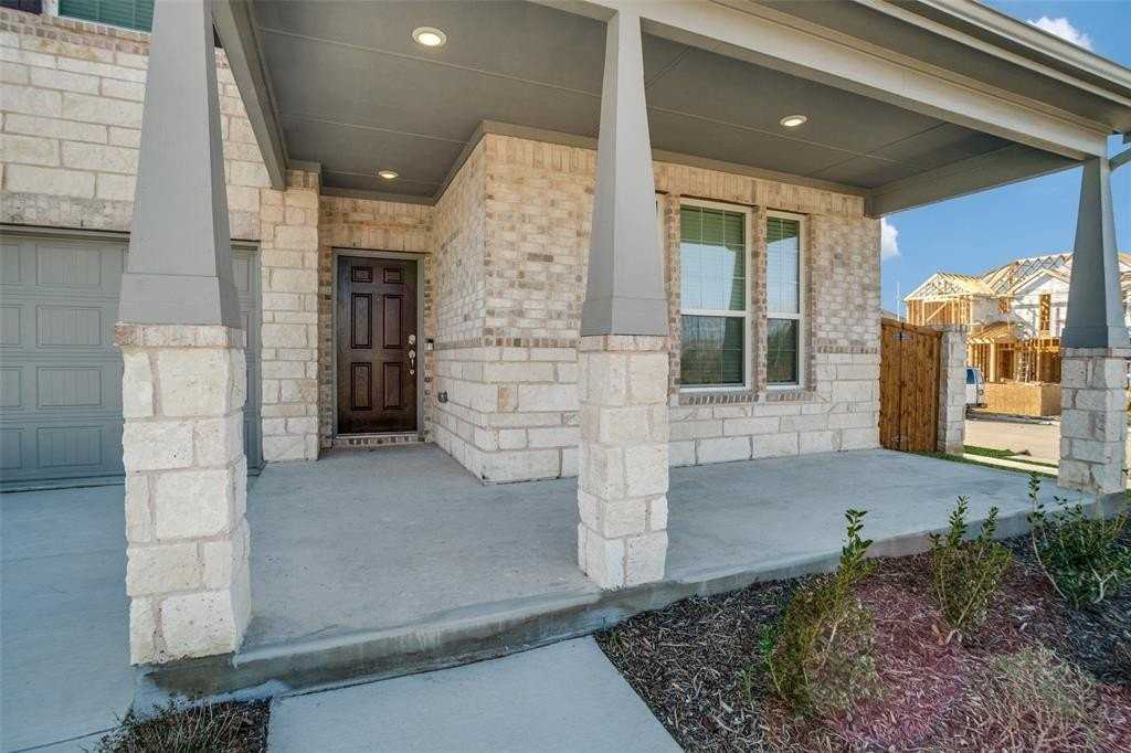 1600 Tyler Dr - Photo 4 of 37