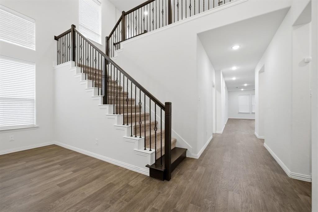 1617 Spanish Bay Ct - Photo 5 of 32