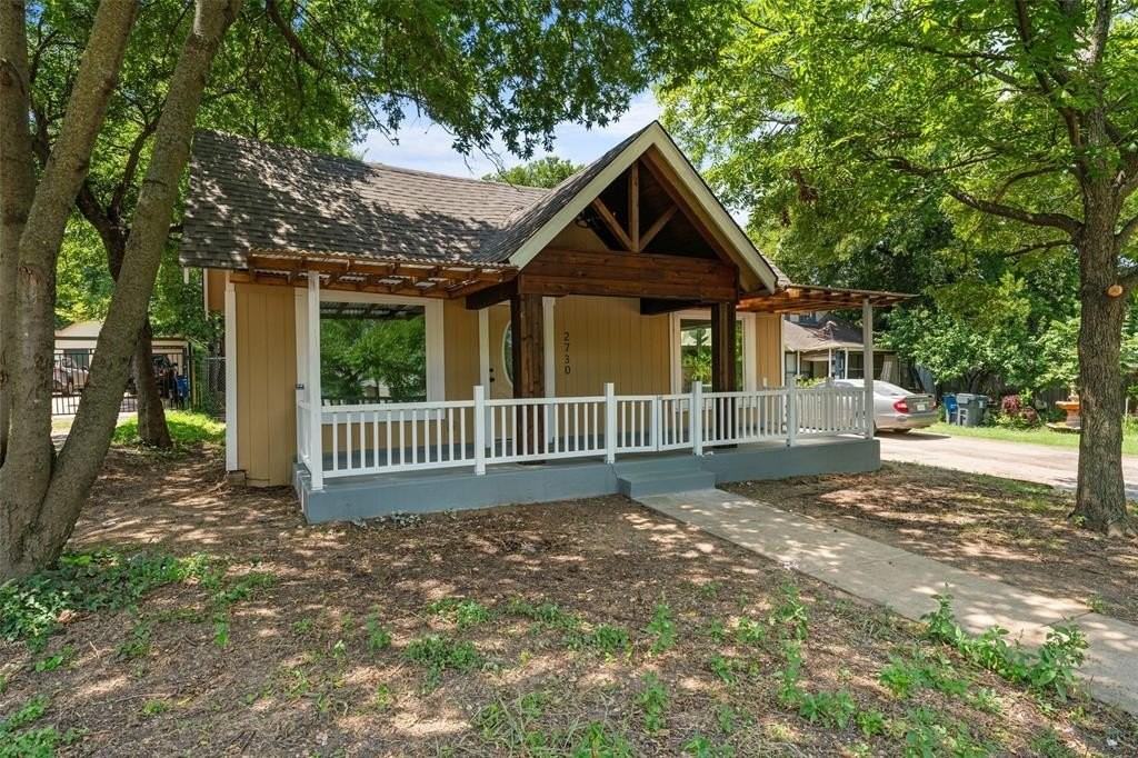 2730 Gladstone Dr - Photo 2 of 19