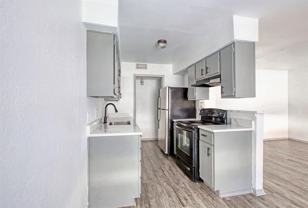 916 Isbell Rd #D - Photo 1 of 1