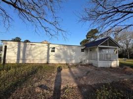 featured image of 3748 County Road 3190