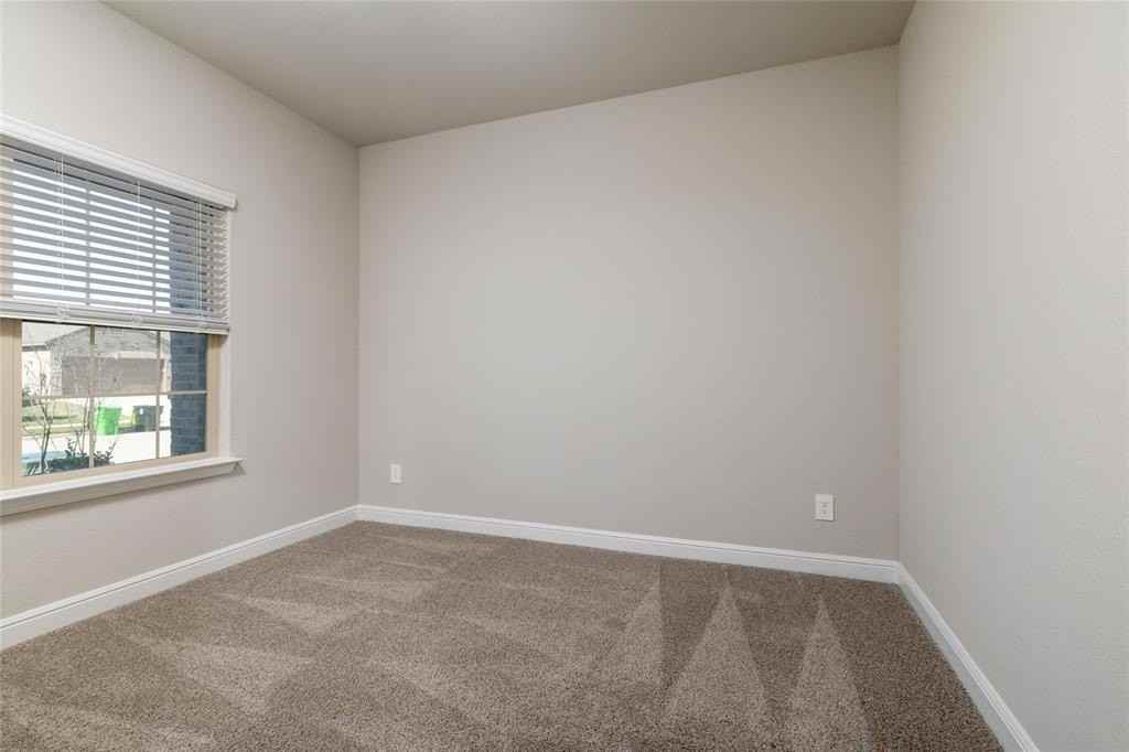 2212 Gill Star Dr - Photo 6 of 40