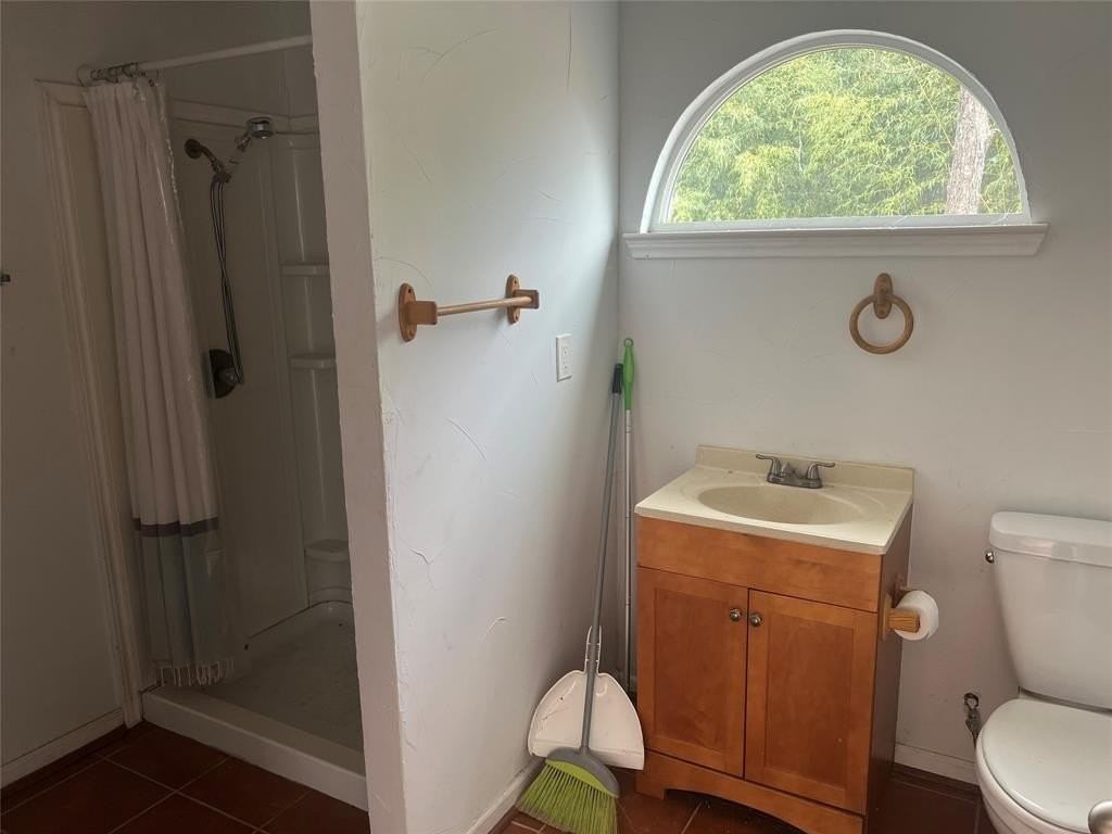 4433 County Road 895 - Photo 2 of 19