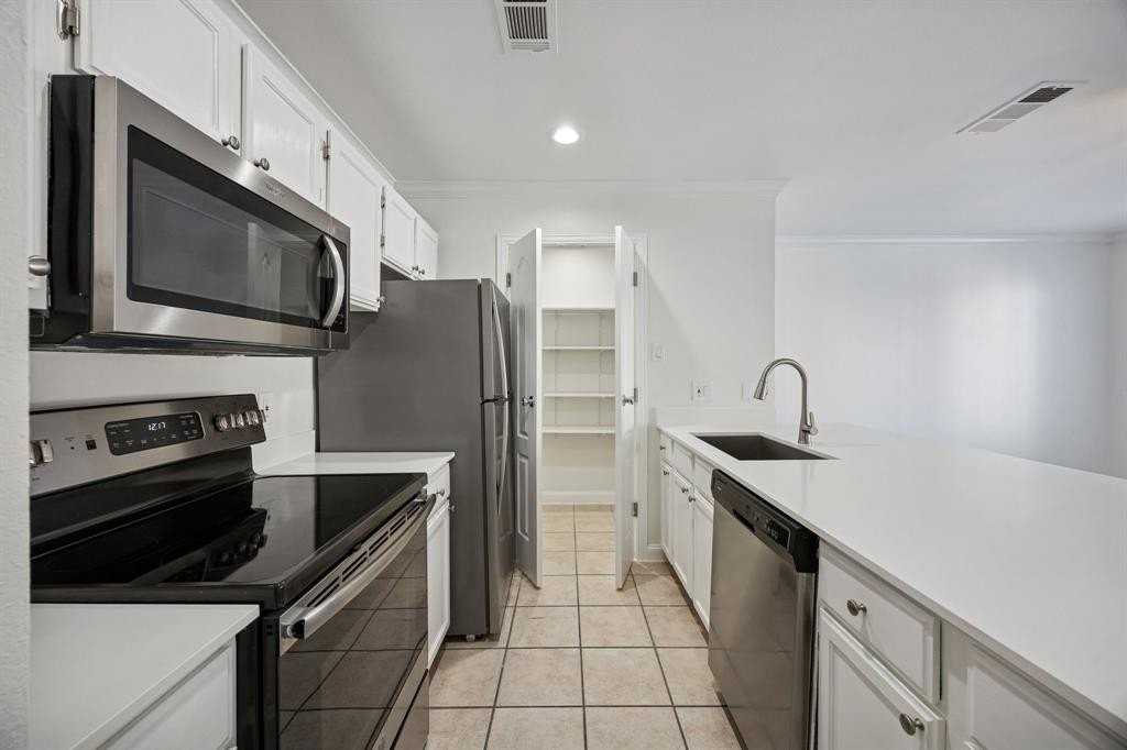 4125 Holland Ave #211 - Photo 3 of 23