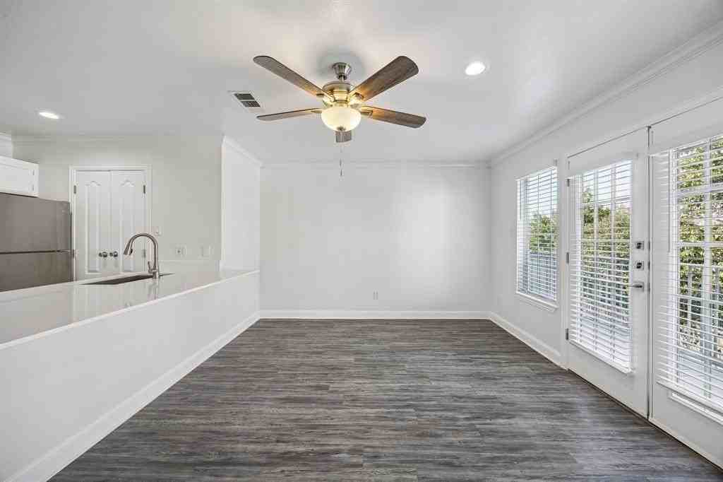 4125 Holland Ave #211 - Photo 5 of 23