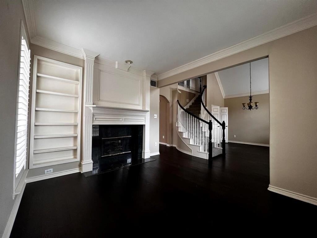 8628 Forest Glen Dr - Photo 4 of 18