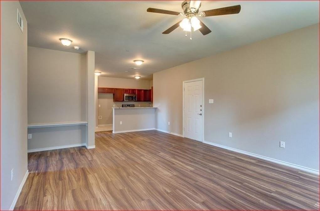 514 E Hazelwood St #B - Photo 6 of 6