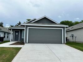 featured image of 1429 Erie Dr