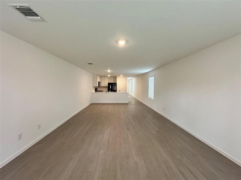 1429 Erie Dr - Photo 2 of 14