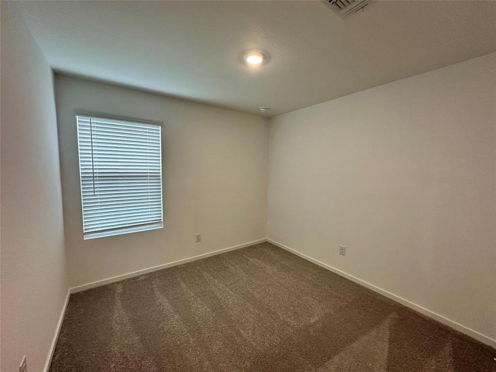 1429 Erie Dr - Photo 7 of 14