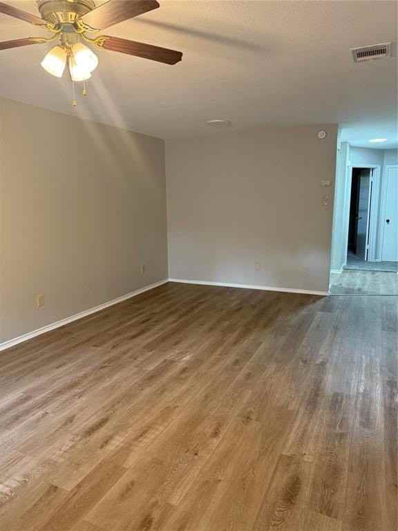 304 E Hickory St #A - Photo 3 of 12