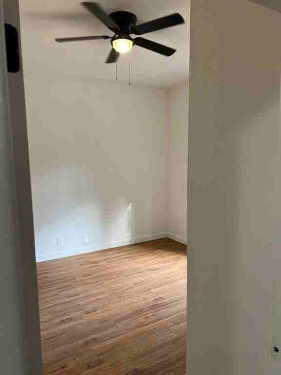 522 E Woodard St - Photo 6 of 10