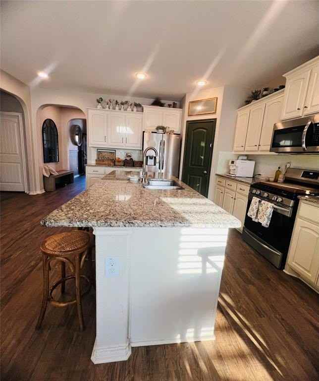 15725 Barton Ridge Dr - Photo 4 of 23