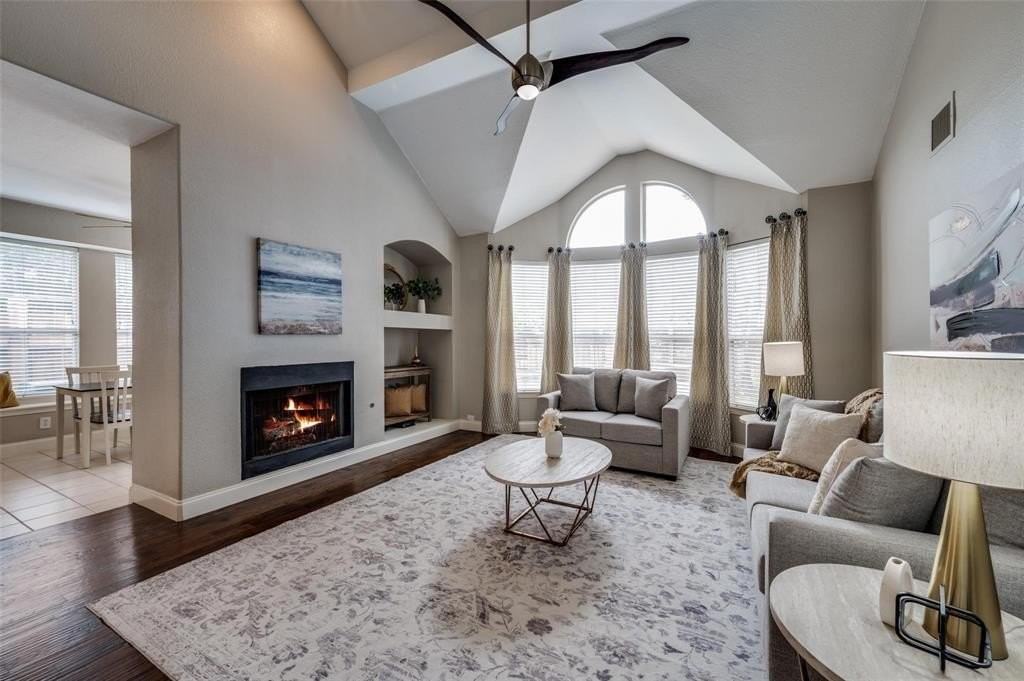 4621 Hinton Dr - Photo 4 of 29