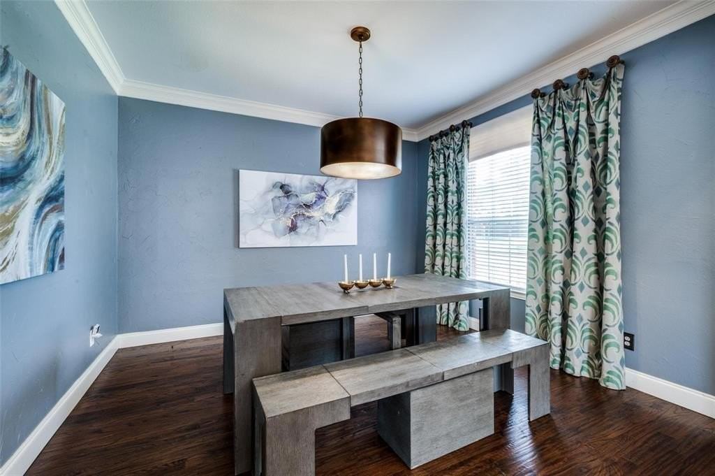 4621 Hinton Dr - Photo 6 of 29