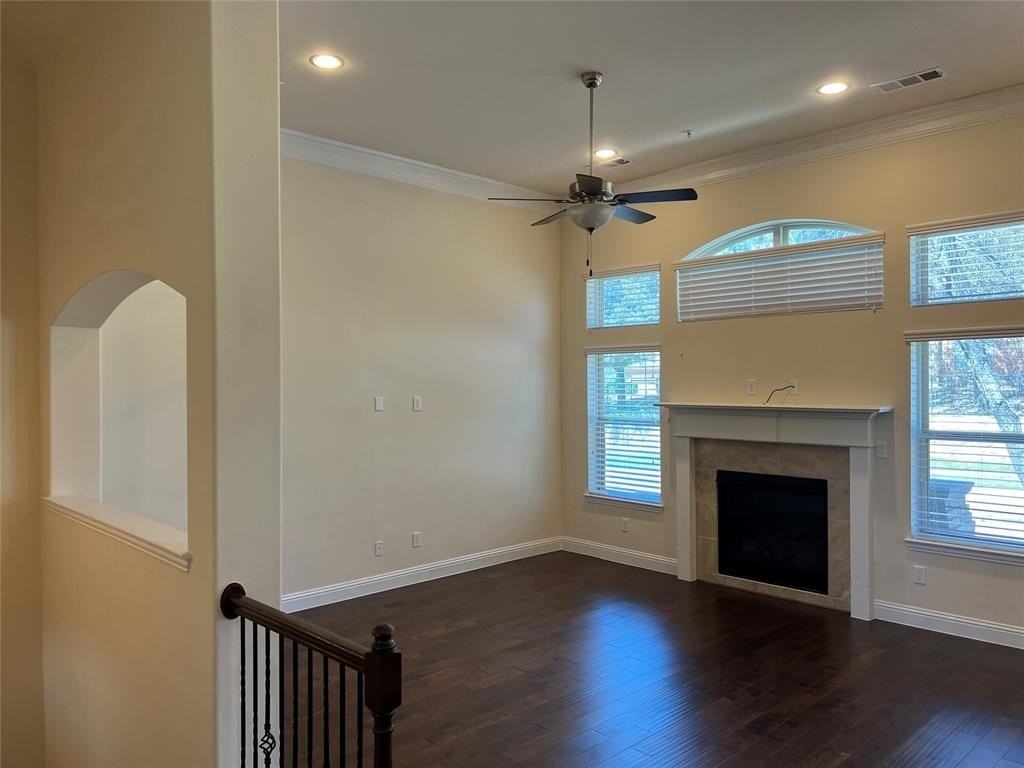 587 Hampshire Dr - Photo 5 of 22