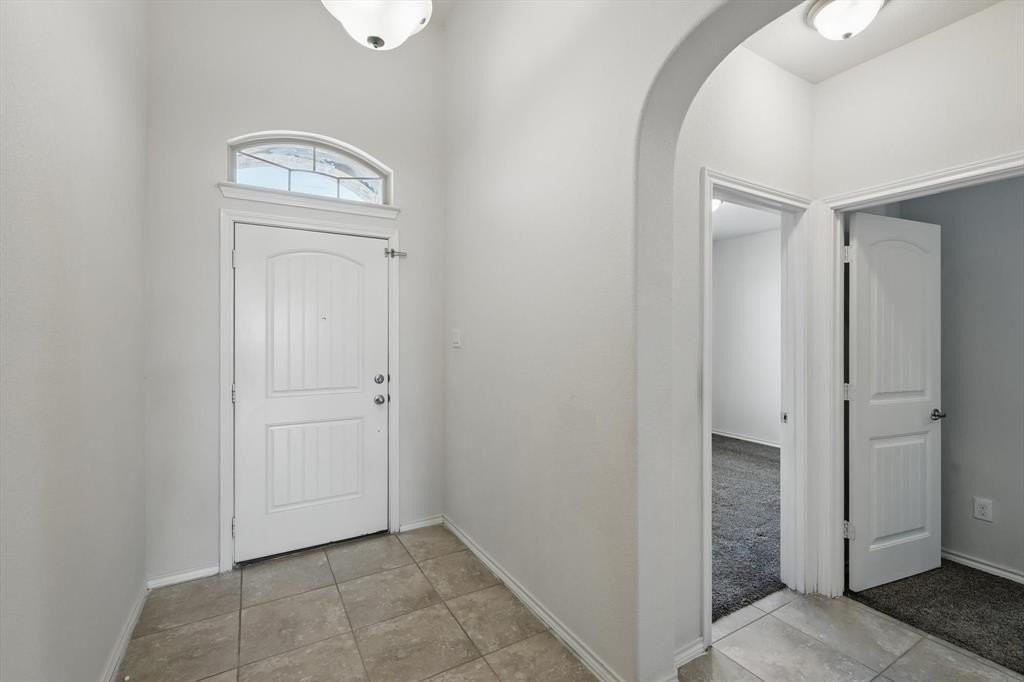 9917 Saltbrush St - Photo 4 of 24