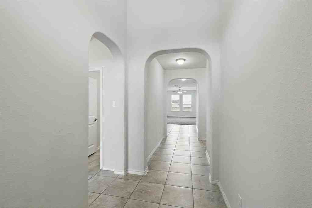 9917 Saltbrush St - Photo 5 of 24