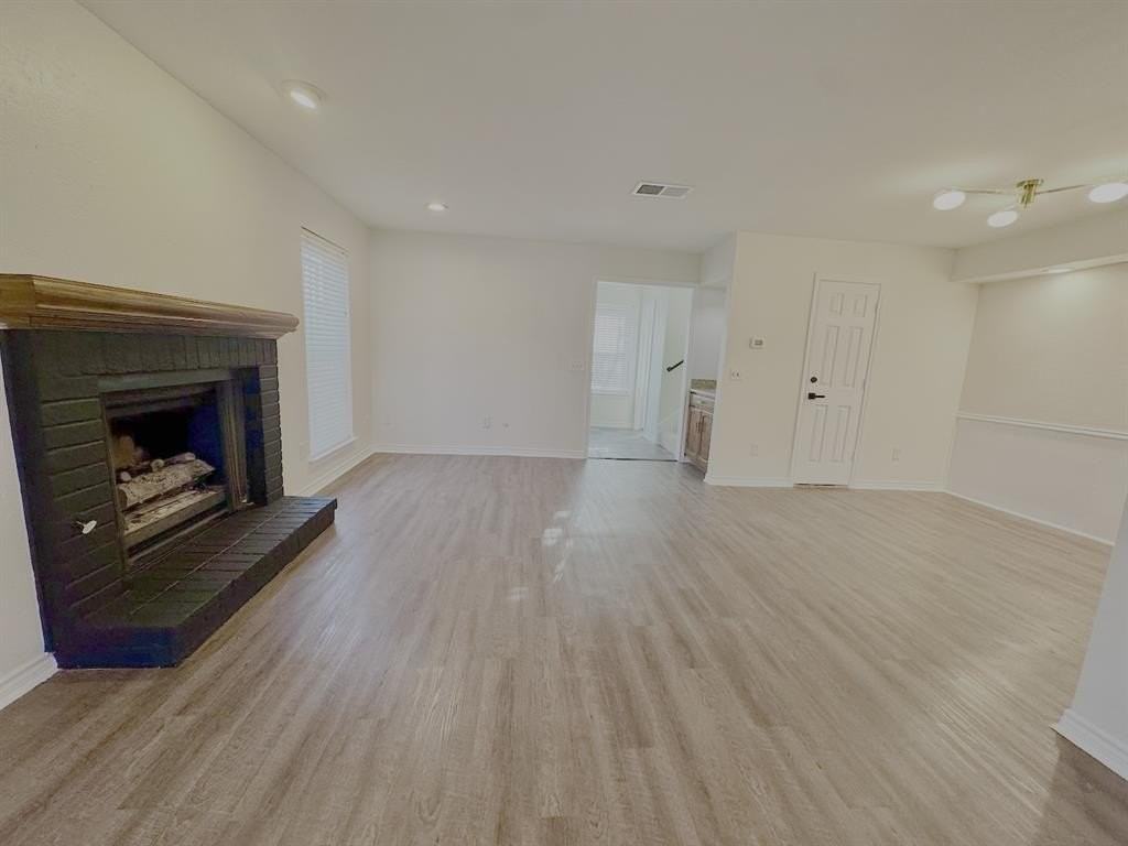 11525 Webb Chapel Rd - Photo 5 of 23