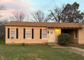 featured image of 1009 Beech St