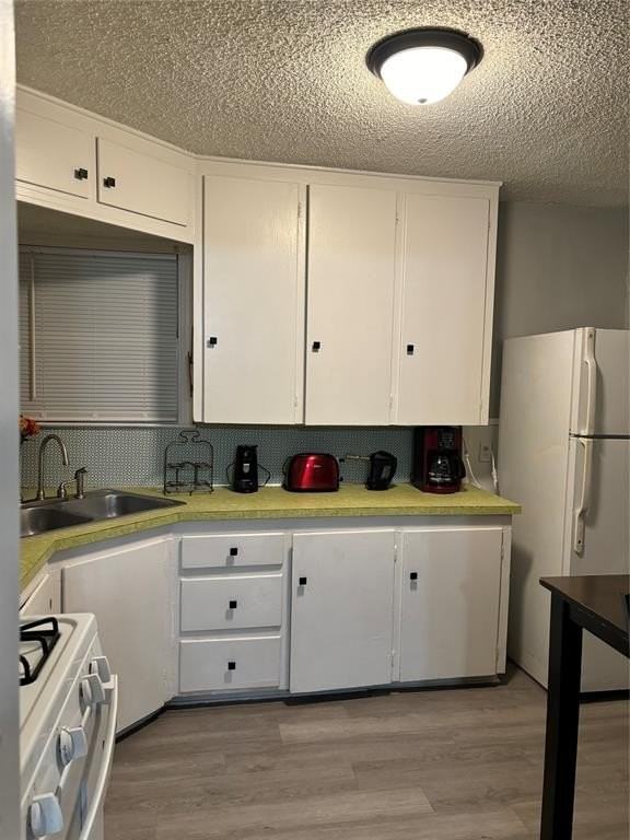 1009 Beech St - Photo 5 of 8