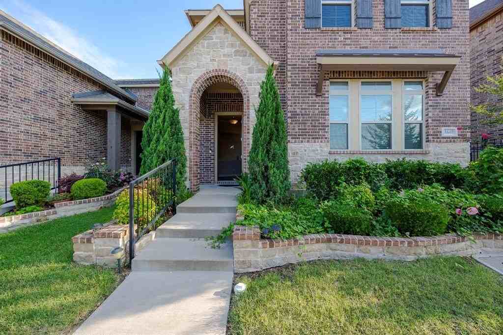 3640 Carlsbad Way - Photo 3 of 40