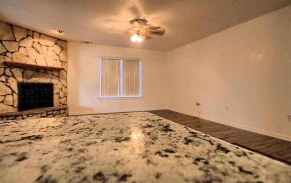 3109 Meadow Wood Ln - Photo 3 of 15