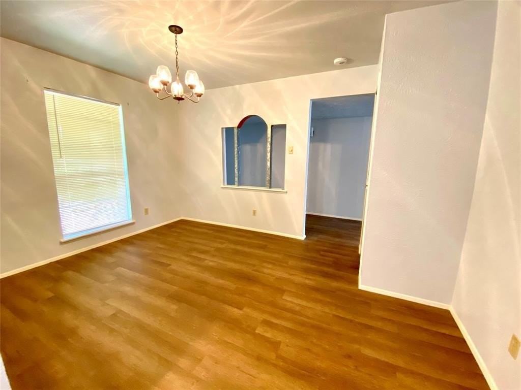 1428 Big Bend Dr - Photo 7 of 40