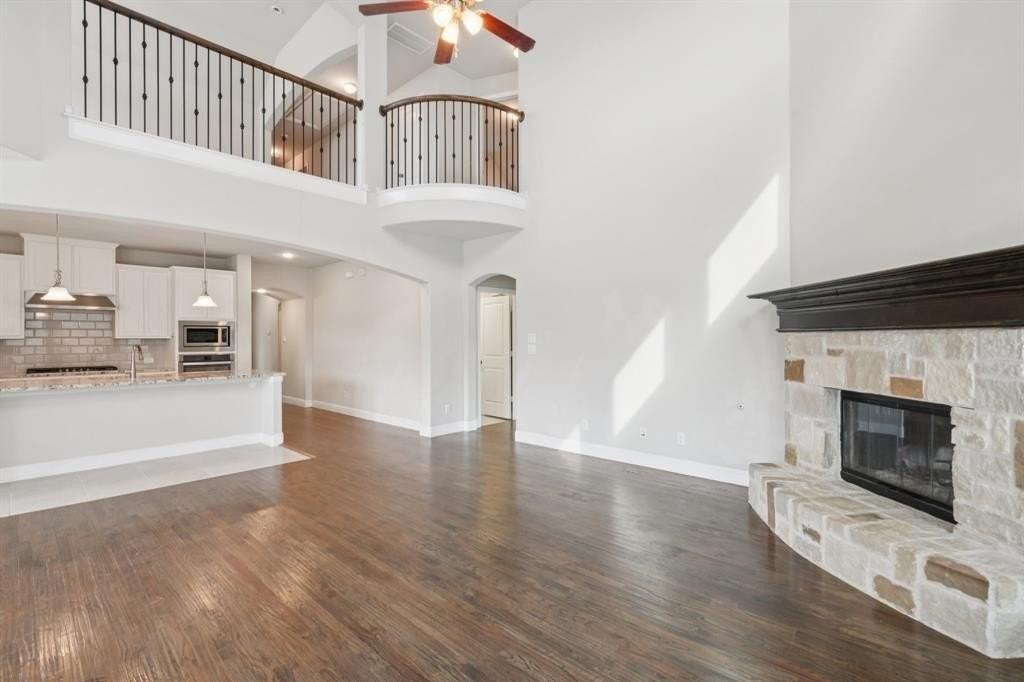 16400 Olmsted Park Blvd - Photo 6 of 40