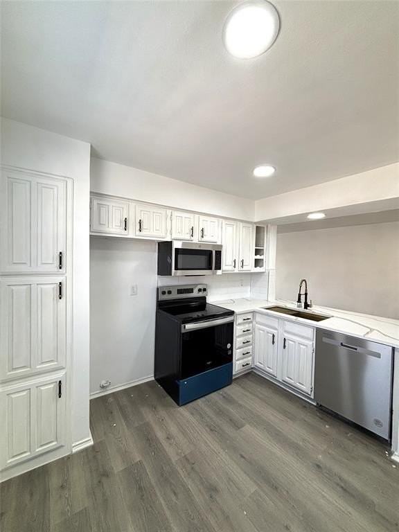 222 Shady Lane Dr - Photo 3 of 8