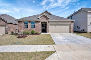 2604 Starwater Dr - Photo 1 of 1