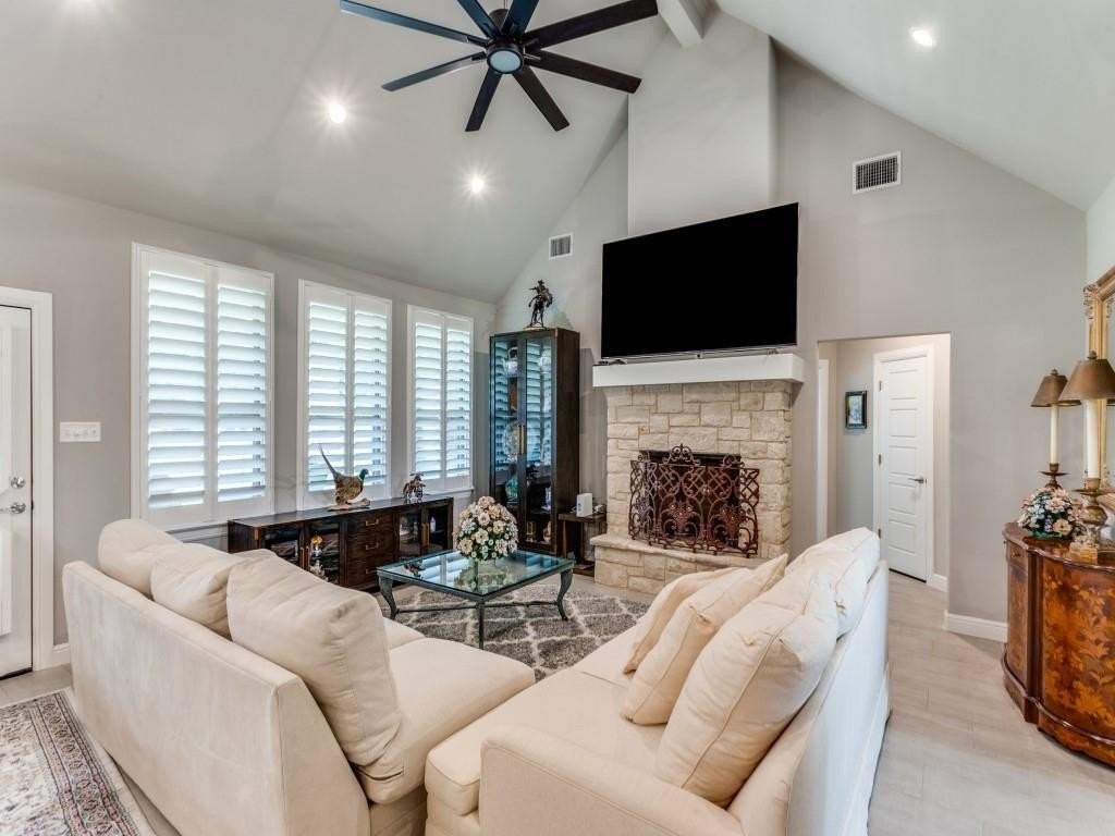 104 Lazy Creek Xing - Photo 4 of 26