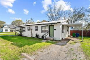 108 Poplar St - Photo 1 of 1